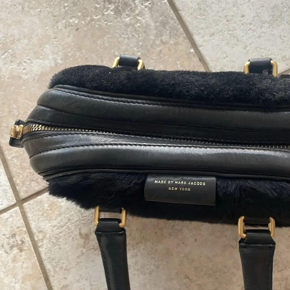 Marc By Marc Jacobs Shearling Satchel Black